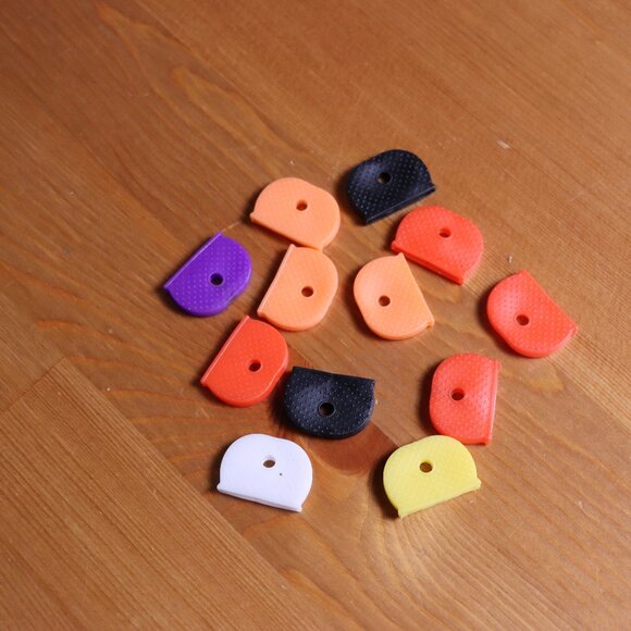 12 plastic key covers, flexible plastic, approx 1" wide - Picture 3 of 4